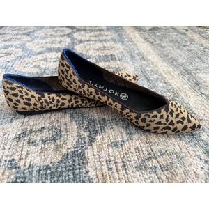 Rothy's Point Leopard Print Flats Size 8 Excellent Condition Worn Once
